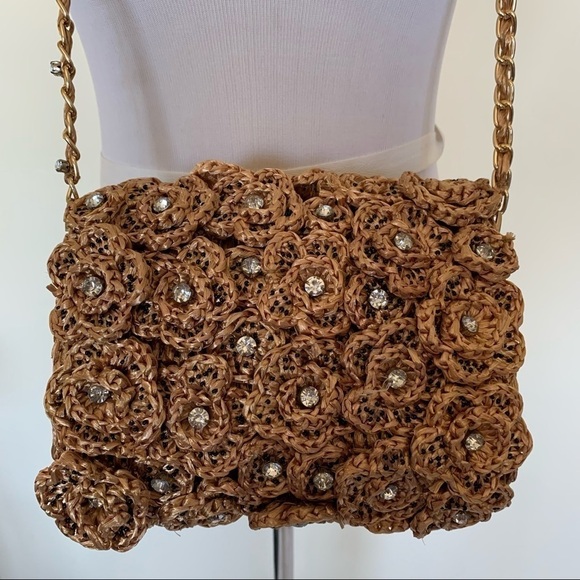 Ruche & Hues handmade and embellished crossbody shoulder bag. - Picture 4 of 15